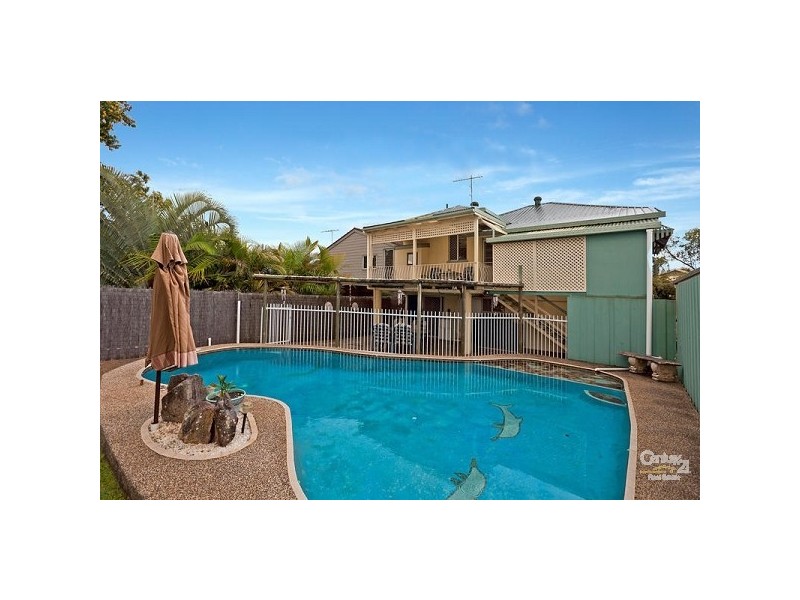 38 Blackwood Rd, Manly West QLD 4179