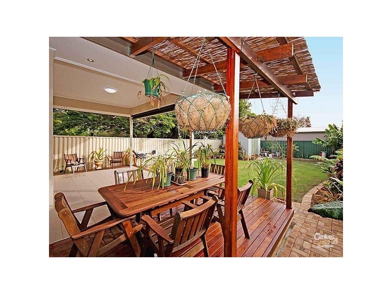 79 Dart Street, Redland Bay QLD 4165