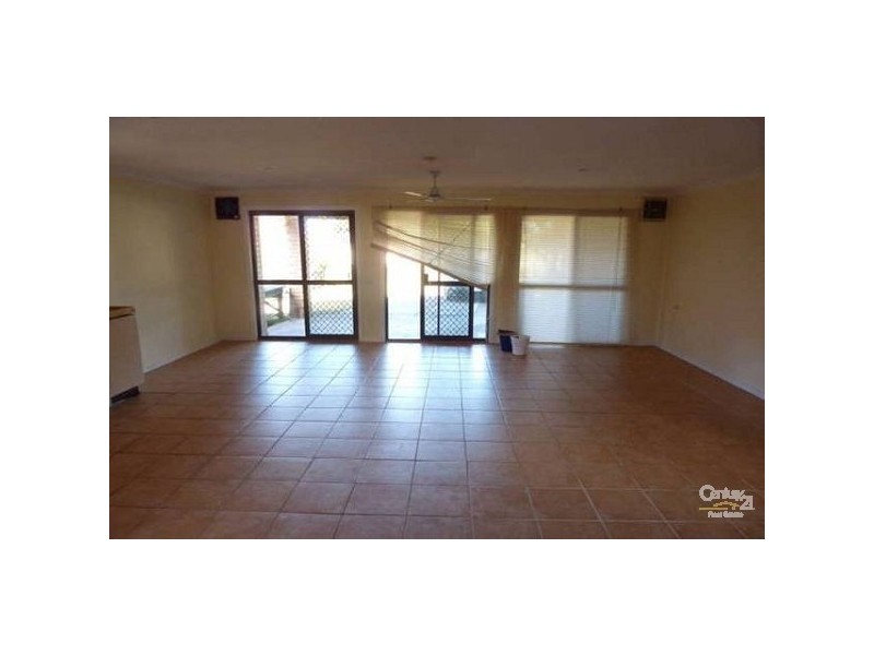 20 Russell Street, Cleveland QLD 4163