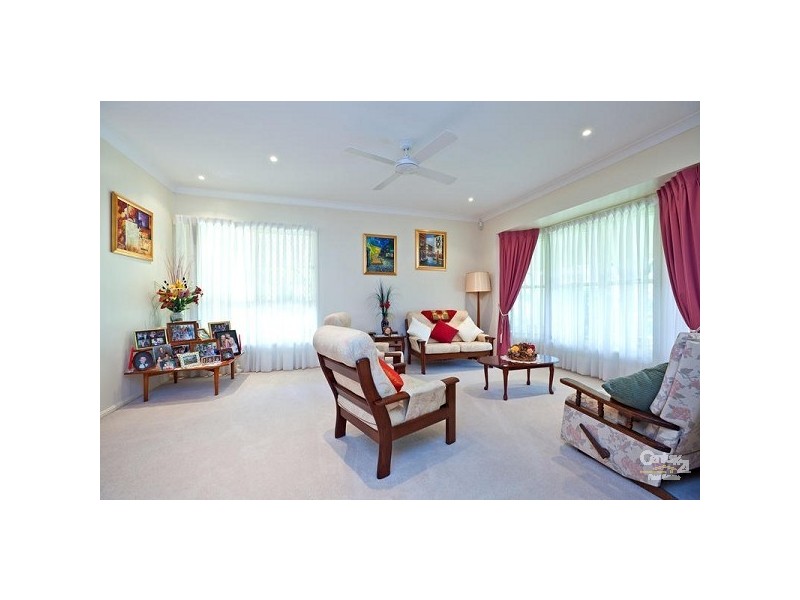 8 Picasso Place, Mackenzie QLD 4156