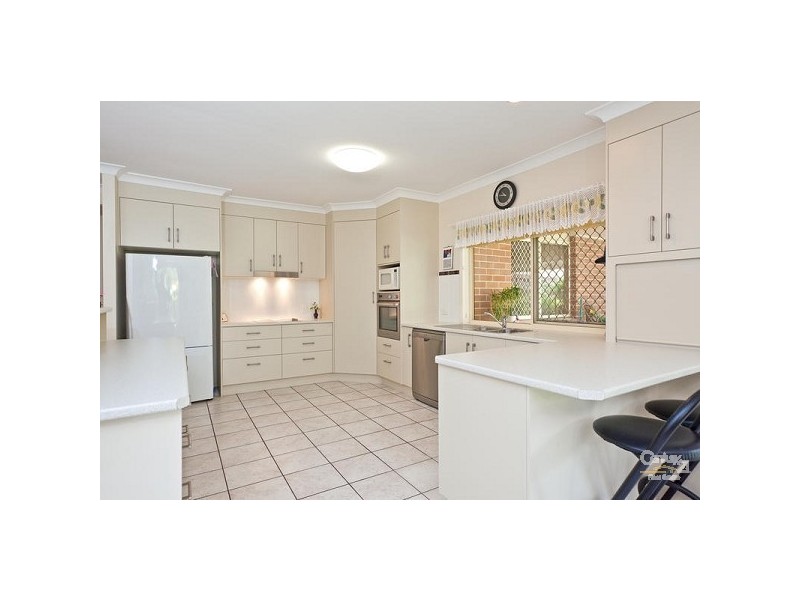 8 Picasso Place, Mackenzie QLD 4156