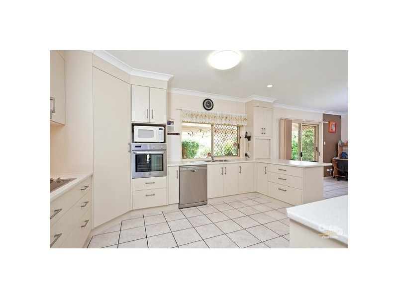 8 Picasso Place, Mackenzie QLD 4156