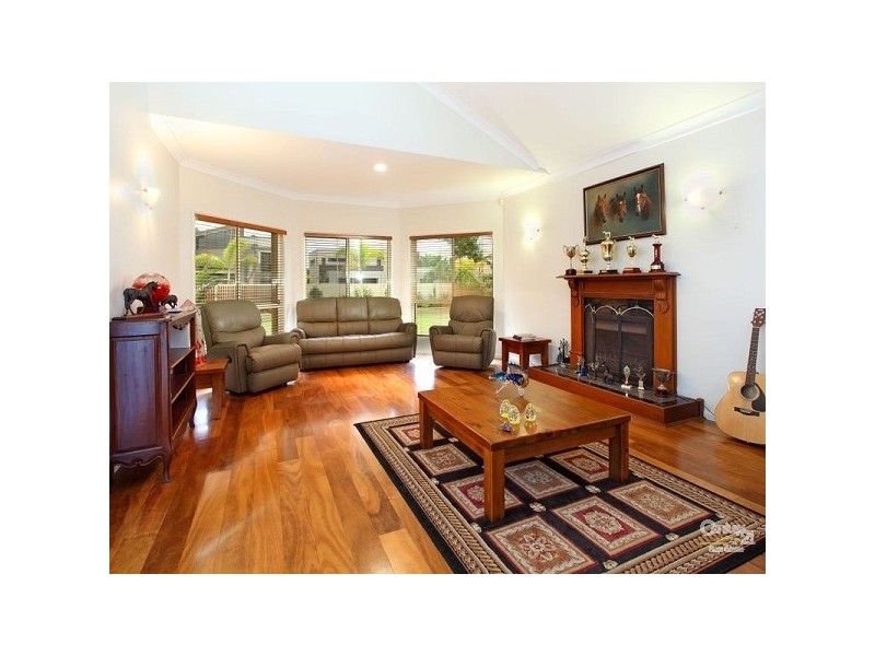 51 Plymouth court, Raby Bay QLD 4163