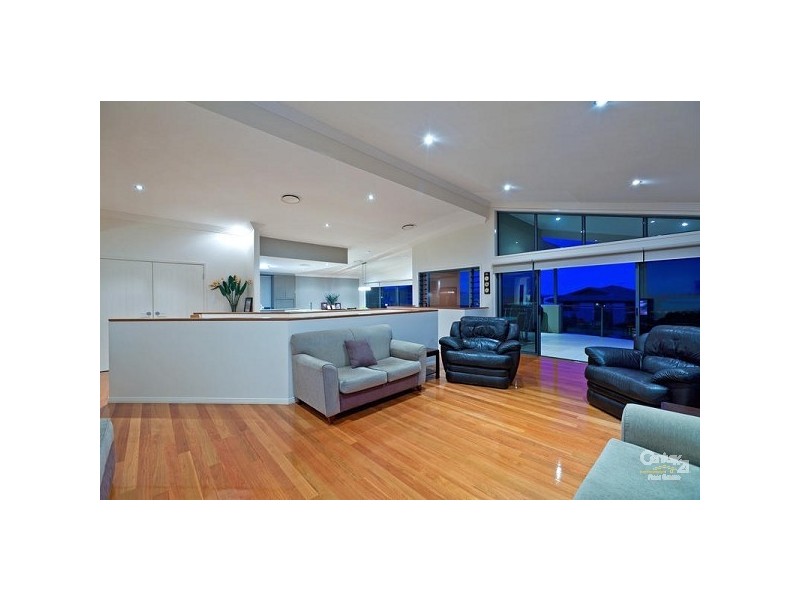 13 Sandune Place, Thornlands QLD 4164