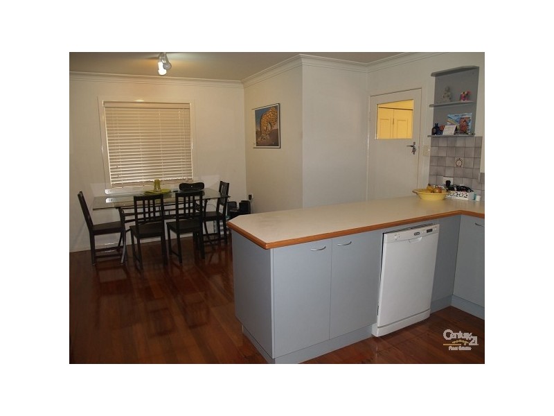 33 Russell Street, Cleveland QLD 4163