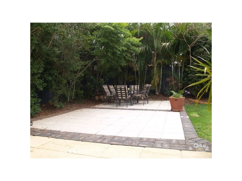 33 Russell Street, Cleveland QLD 4163