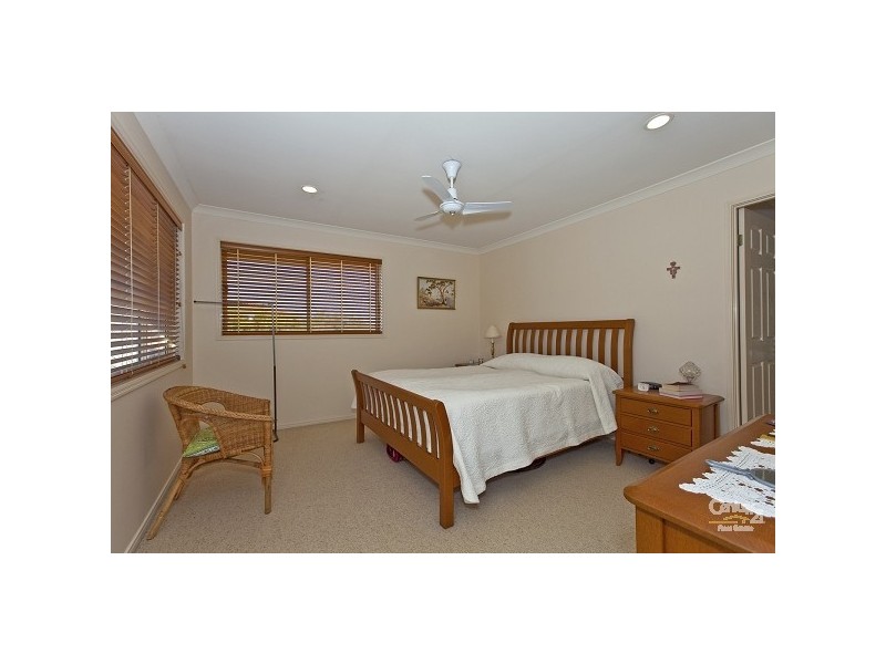 13 John Samuel Place, Ormiston QLD 4160