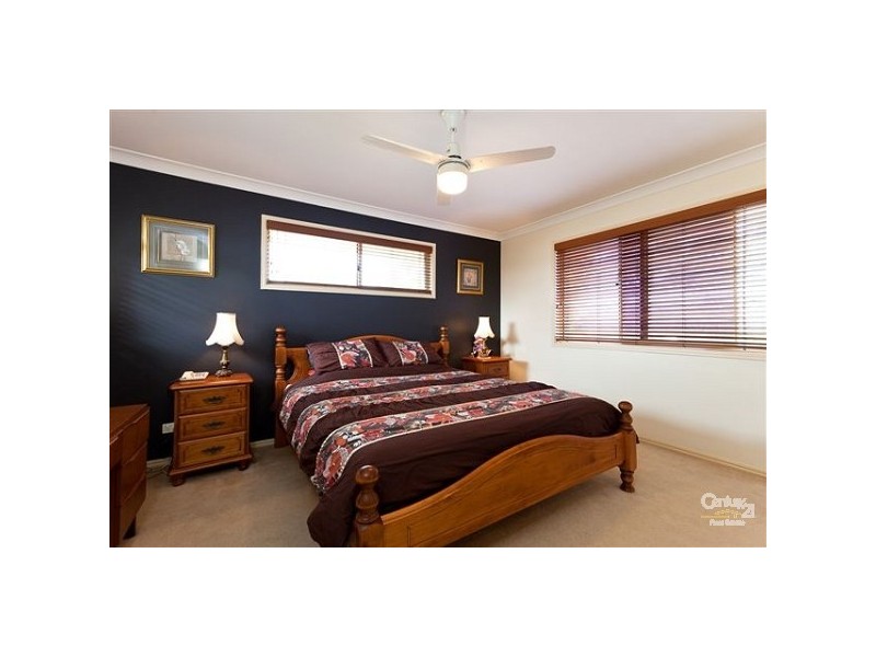 7 Rosewood Street, Birkdale QLD 4159