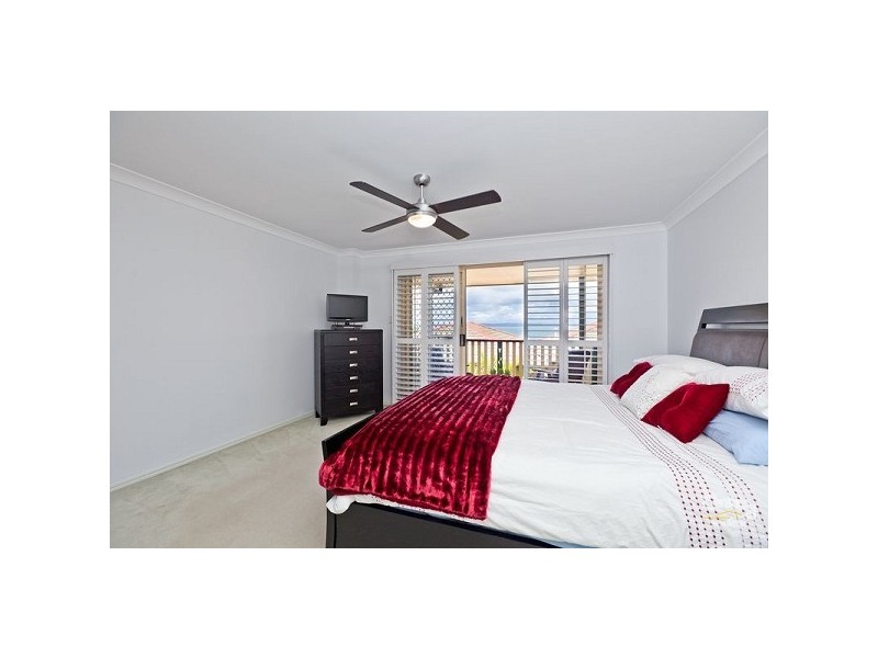 12/127 Shore Street North, Cleveland QLD 4163