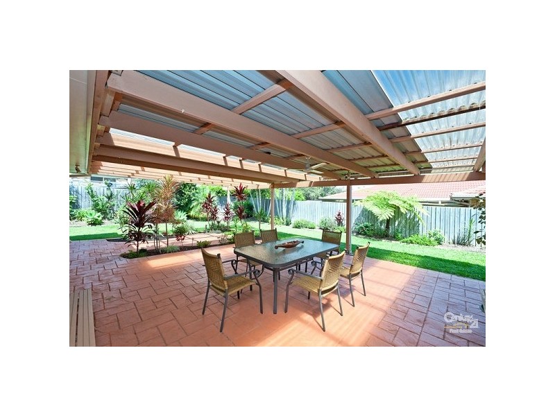 15 Riley Drive, Capalaba QLD 4157