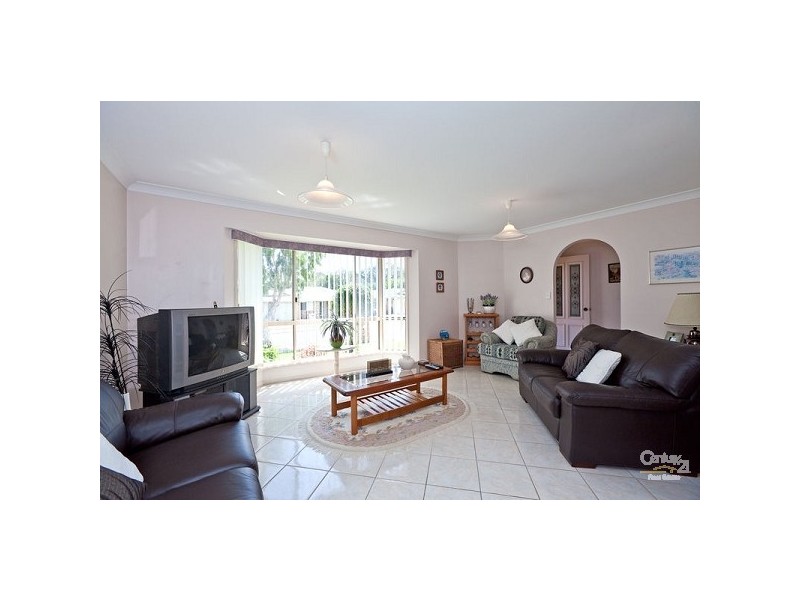 15 Riley Drive, Capalaba QLD 4157