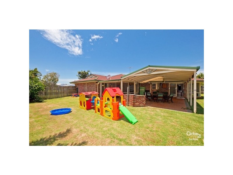64 School Road, Victoria Point QLD 4165