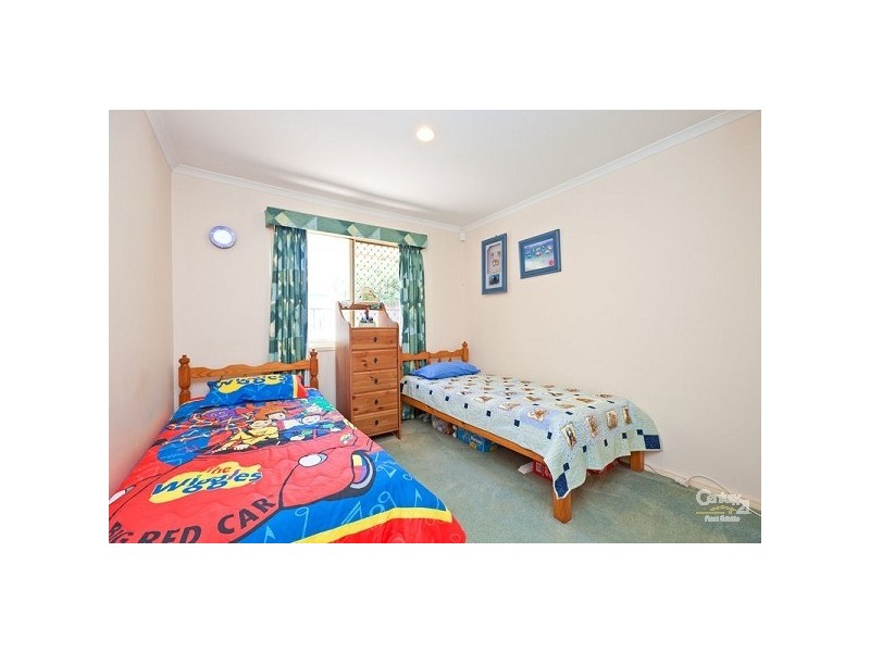 64 School Road, Victoria Point QLD 4165