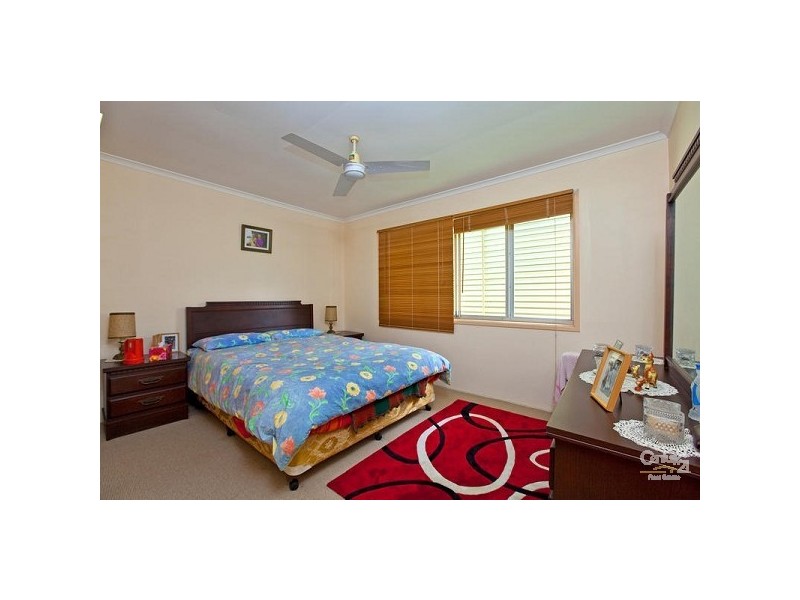 10 Ostend, Cleveland QLD 4163