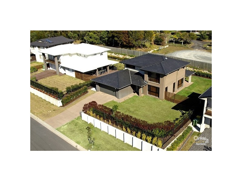 23 Aqua Cr, Redland Bay QLD 4165