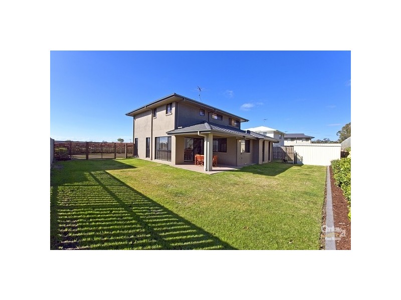 23 Aqua Cr, Redland Bay QLD 4165