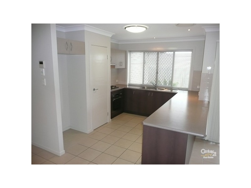 28 Lexey Crs, Wakerley QLD 4154