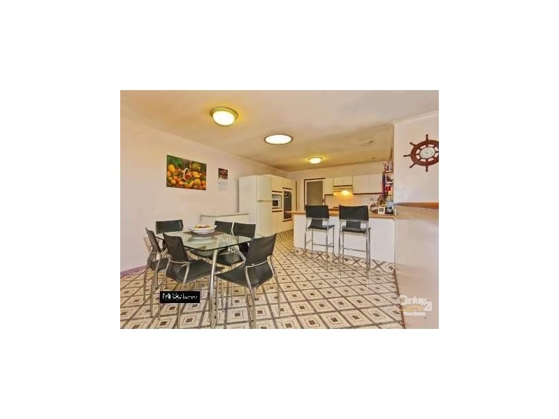 31 Whitehall Ave, Birkdale QLD 4159