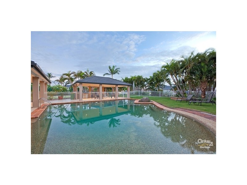 11/16 Anchorage Drive, Raby Bay QLD 4163