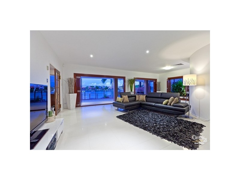 1 Carling Court, Raby Bay QLD 4163