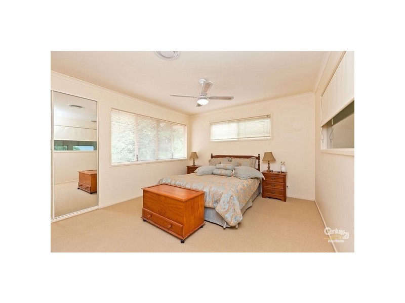 18 Barber Drv, Capalaba QLD 4157