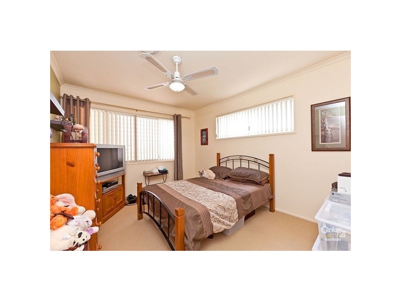 18 Barber Drv, Capalaba QLD 4157