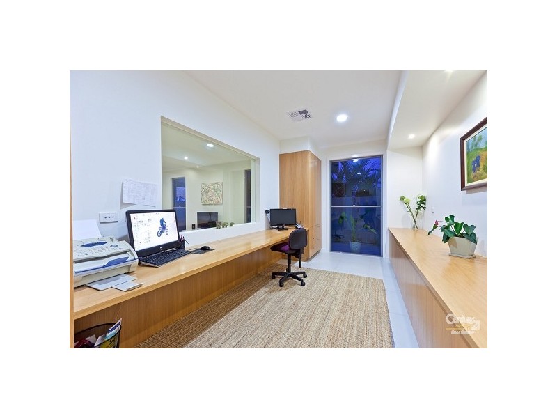 15 Marram Court, Raby Bay QLD 4163
