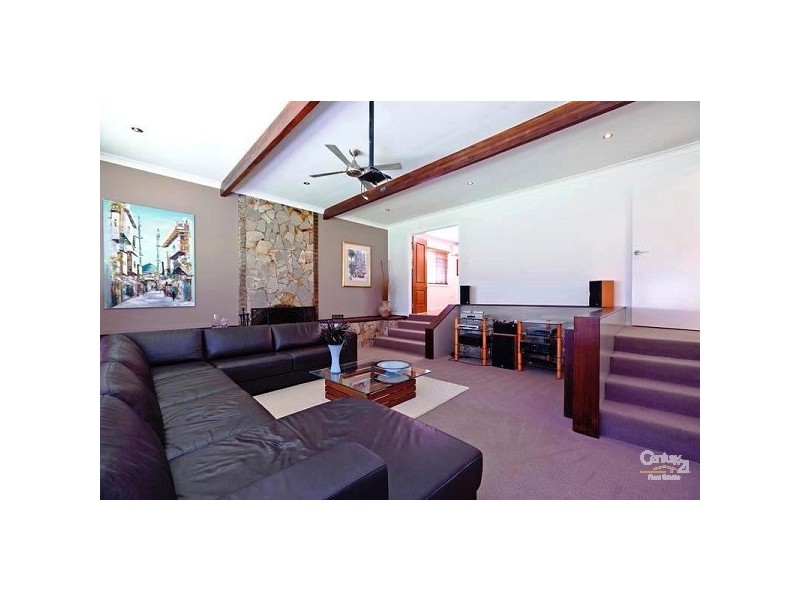 32 – 34 Rose Street, Ormiston QLD 4160