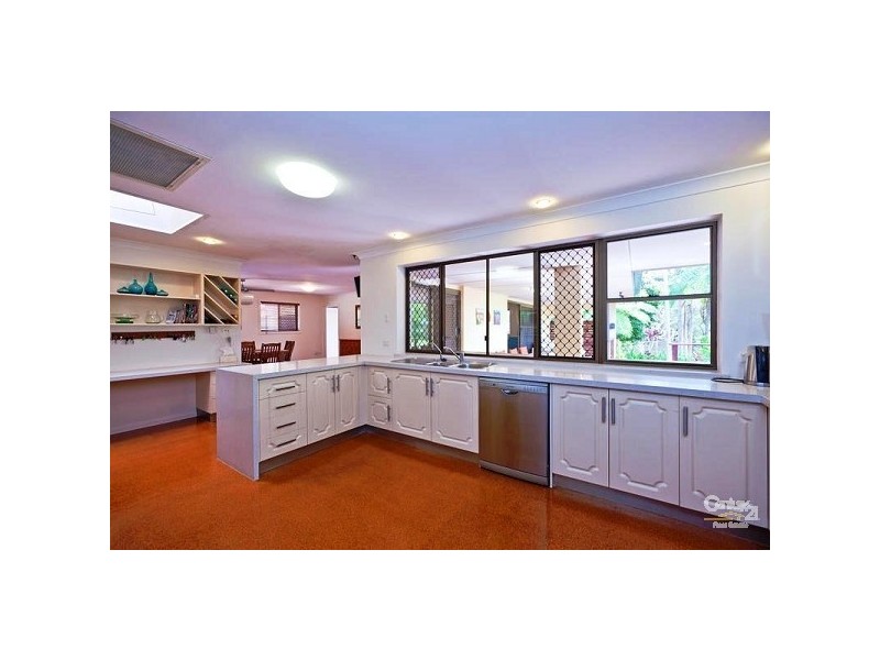 32 – 34 Rose Street, Ormiston QLD 4160