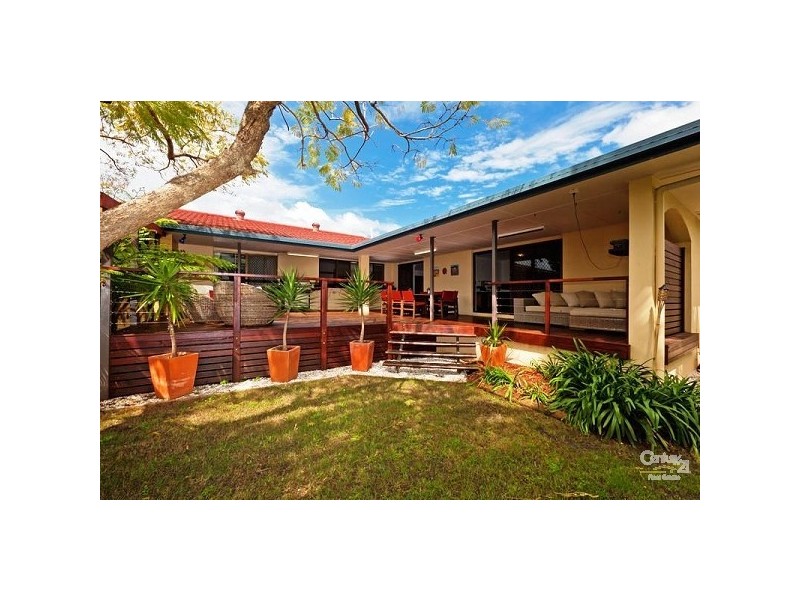 32 – 34 Rose Street, Ormiston QLD 4160