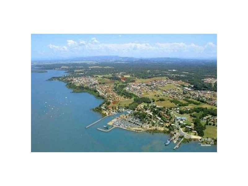 2 Nevis Court, Redland Bay QLD 4165