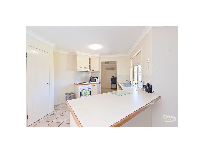 8 Coral Close, Birkdale QLD 4159