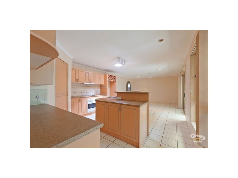 6 Opal Crt, Alexandra Hills QLD 4161