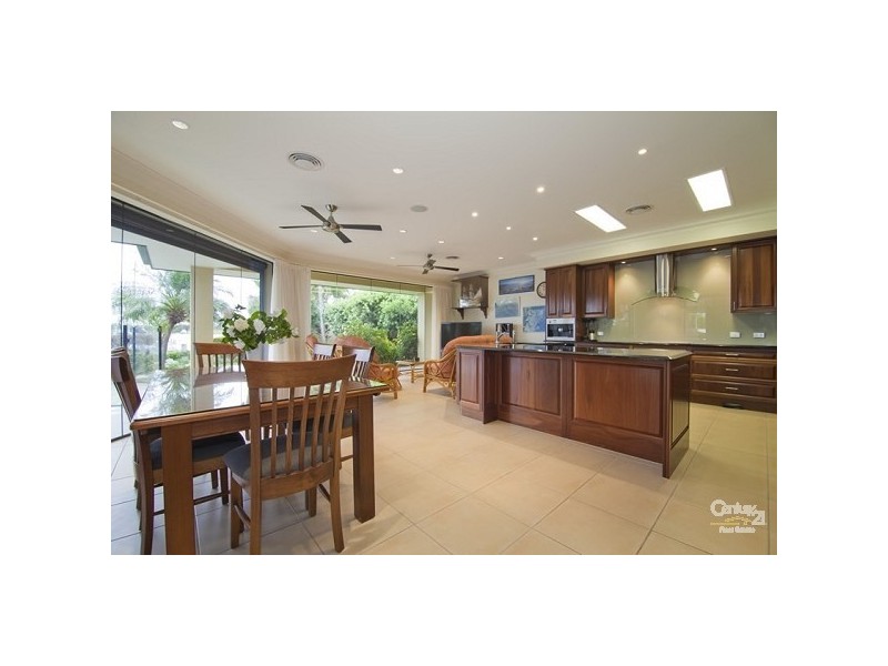 56 Anchorage Drive, Raby Bay QLD 4163