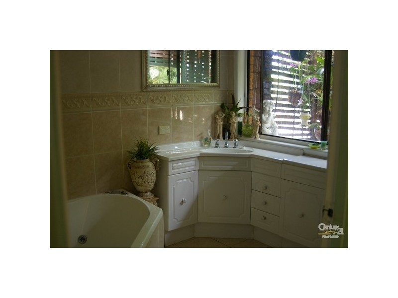 8 Gradi Court, Thorneside QLD 4158