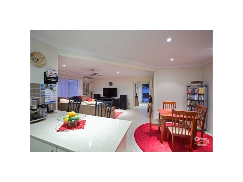 15 Ronnie St, Cleveland QLD 4163