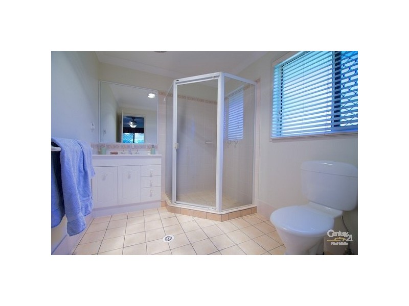 11 Wagan Place, Wellington Point QLD 4160