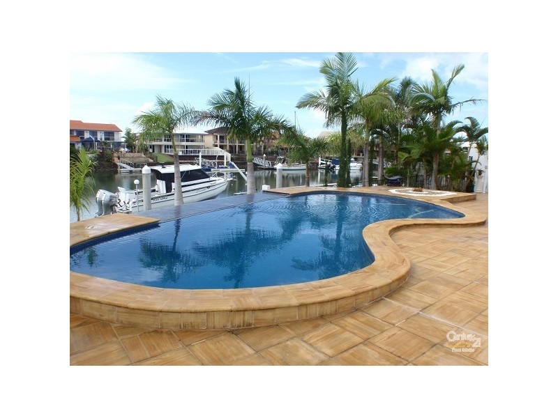 30 Bollard Ct, Raby Bay QLD 4163