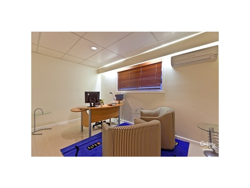 30 Bollard Ct, Raby Bay QLD 4163