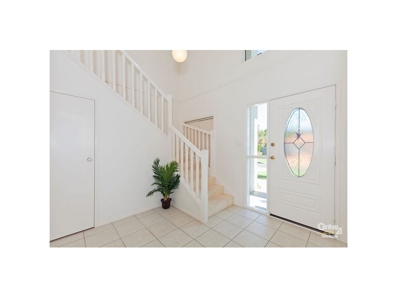 22 Carinyan Drive, Birkdale QLD 4159