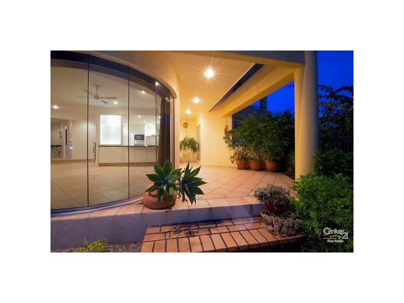 8/20 Mainsail Street,, Birkdale QLD 4159