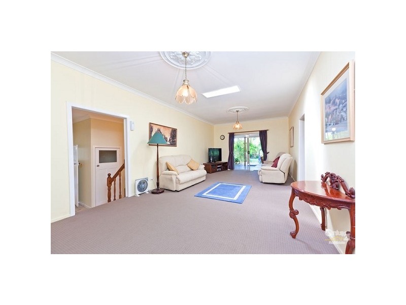 1 Dinwoodie Road, Thornlands QLD 4164