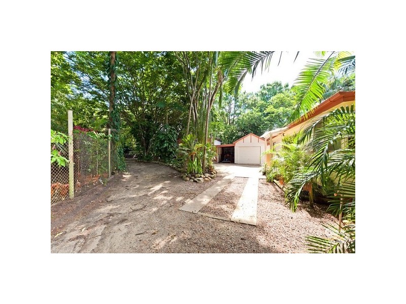 1 Dinwoodie Road, Thornlands QLD 4164