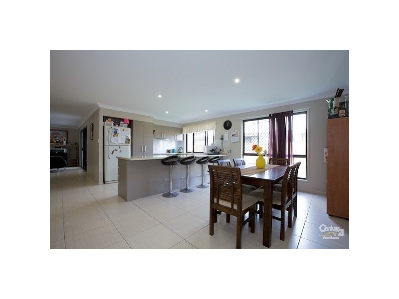 4 Cordia Close, Redland Bay QLD 4165