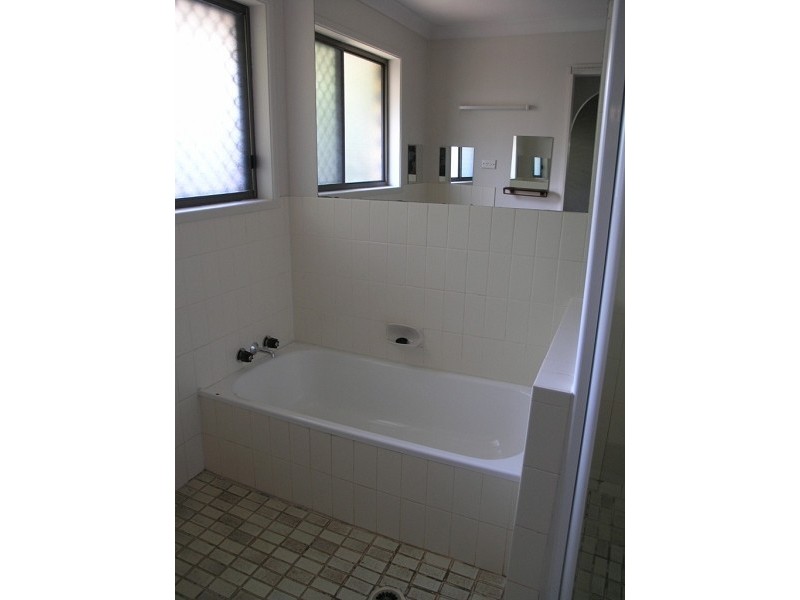 37 Mcleod Street, Cleveland QLD 4163