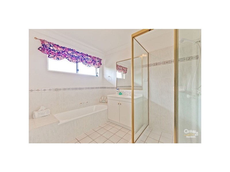 4-5 Harrogate Terrace, Birkdale QLD 4159