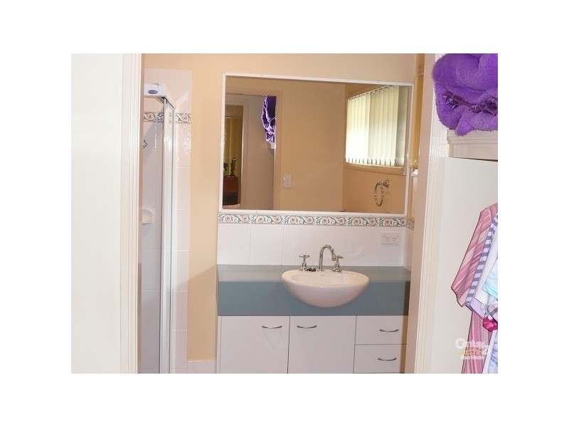 72 Queen St, Cleveland QLD 4163