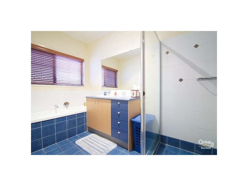 14 Mooroondu Rd, Thorneside QLD 4158