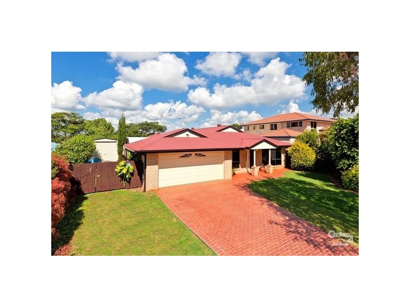 9 Brampton Close, Redland Bay QLD 4165