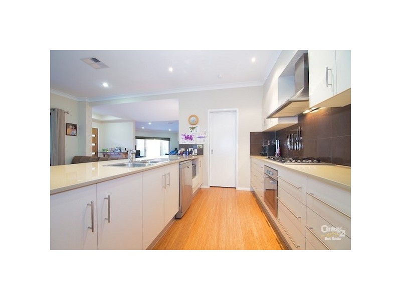 28 Explorers Way, Mount Cotton QLD 4165